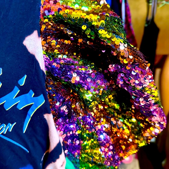 Incredible Prince Purple Rain Concert Tee with Puff Sequin & Sweatshirt Sleeves! - Picture 5 of 10